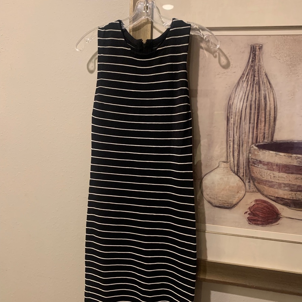 Alice + Olivia Striped Sleeveless Midi Dress